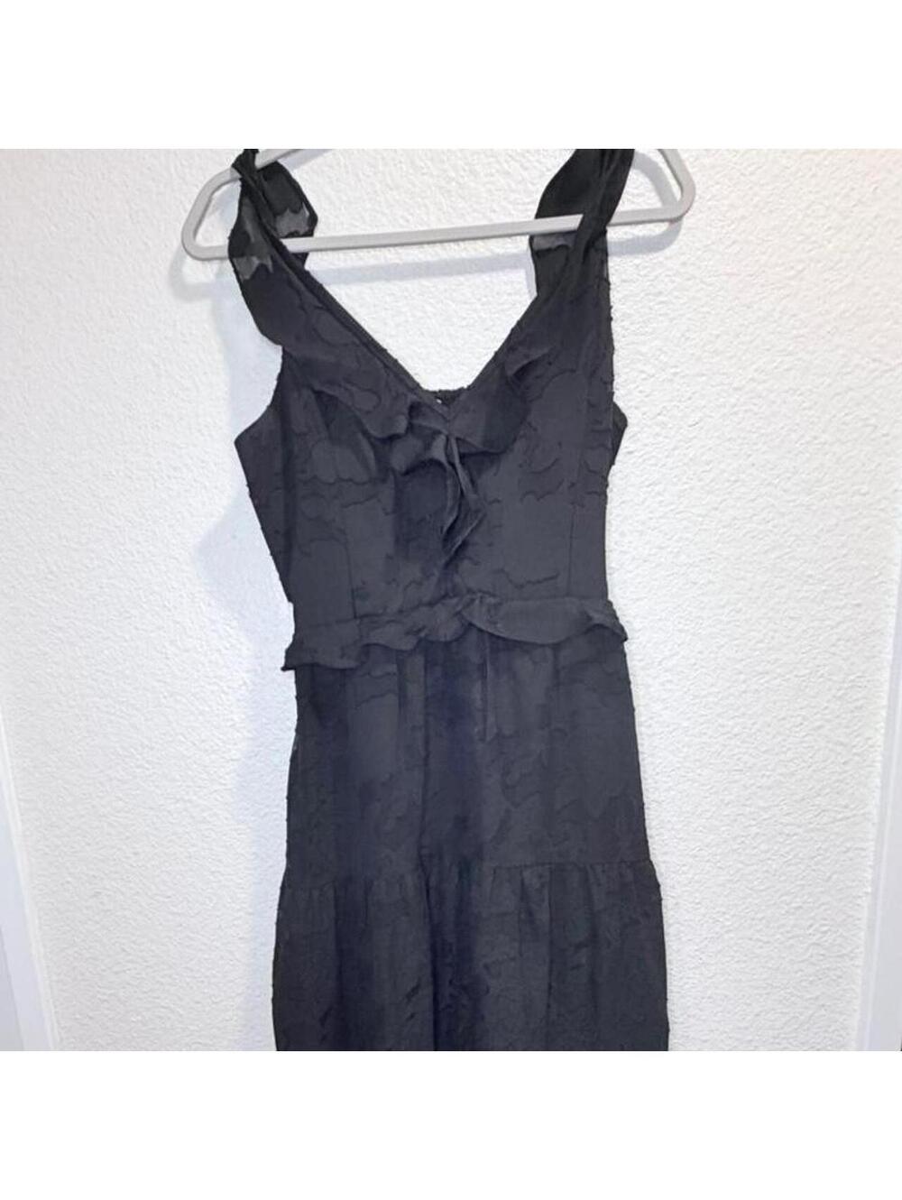 Heartloom Black Sleeveless Midi Dress with Ruffle Detail Size L